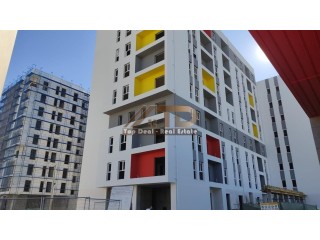Shitet Apartament +Post Parkimi tek Univers City, Tirane