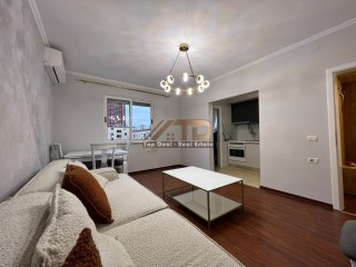 Apartament 3+1 me qera tek 21 Dhjetori prane Hotel Mondial, Tirane