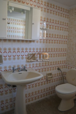 shitet-apartament-ne-qender-te-mesologhit-greqi-sheshin-markos-botzaris-mundesi-ideale-investimi-big-7