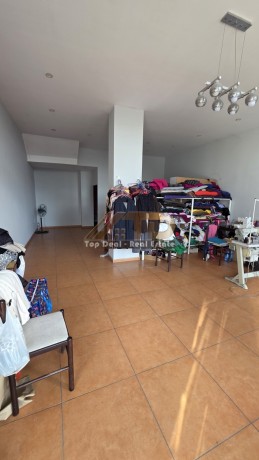 shitet-dyqani-ne-shetitorja-e-palmave-lushnje-kati-0-big-6