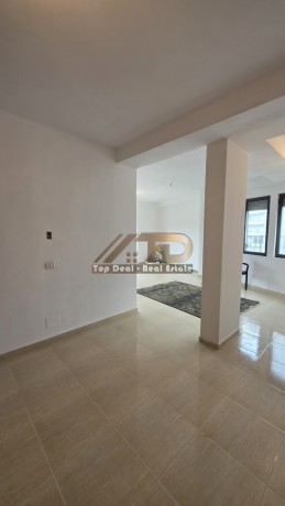 shitet-apartament-21-ne-shetitoren-e-palmave-lushnje-big-7