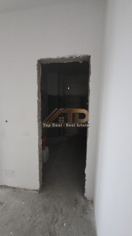shitet-apartament-21-ne-lagjen-gafurr-muco-lushnje-big-0