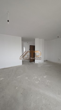 shitet-apartament-21-ne-lagjen-gafurr-muco-lushnje-big-5