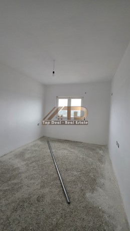 shitet-apartament-21-ne-lagjen-gafurr-muco-lushnje-big-7