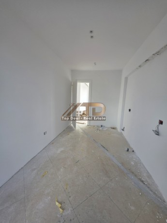 shitet-penthouse-31-ne-shetitoren-kongresi-i-lushnjes-prane-muzet-lushnje-big-8