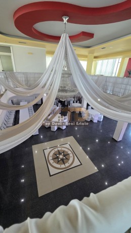 shitet-objekt-prane-rrethrotullimit-lushnje-berat-fier-tirane-objekti-funksionon-si-restorant-big-4