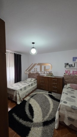 shitet-super-vile-ne-qytetin-e-lushnjes-big-4