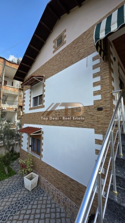 shitet-super-vile-ne-qytetin-e-lushnjes-big-2