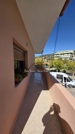 shitet-ose-jepet-me-qera-godine-sherbimi-dhe-shtepi-ne-lushnje-rruge-kryesore-big-6