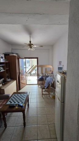 shitet-apartament-21-qender-lushnje-big-5