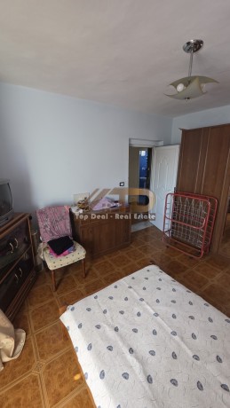 shitet-apartament-21-lushnje-big-9