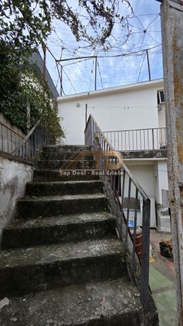 shitet-apartament-21-kisha-lushnje-afer-qendres-big-12