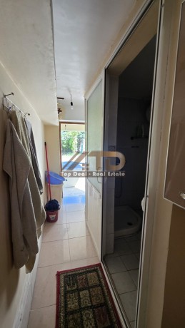 shitet-shtepi-private-prane-spitalit-lushnje-big-8