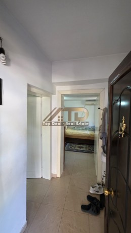 shitet-shtepi-private-prane-spitalit-lushnje-big-15