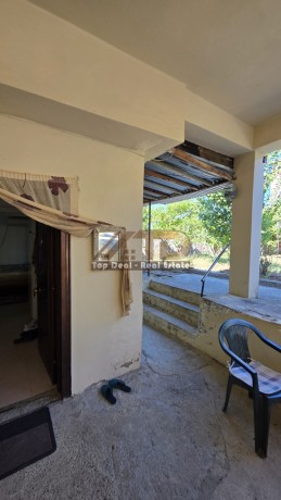 shitet-shtepi-private-prane-spitalit-lushnje-big-14