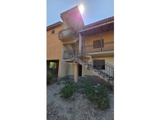 SHITET SHTËPI PRIVATE 3-KATËSHE – SARAVË, LUSHNJE PRANE RRUGES SE UNAZES QYTET