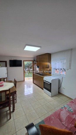 shitet-vile-2-kateshe-post-parkimi-vila-eshte-e-investuar-dhe-shume-prane-qendres-se-qytetit-lushnje-big-19