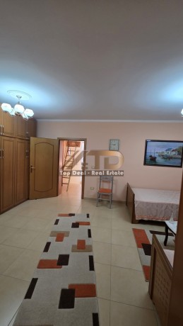 shitet-vile-2-kateshe-post-parkimi-vila-eshte-e-investuar-dhe-shume-prane-qendres-se-qytetit-lushnje-big-4