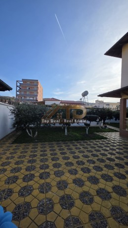 shitet-vile-2-kateshe-post-parkimi-vila-eshte-e-investuar-dhe-shume-prane-qendres-se-qytetit-lushnje-big-13