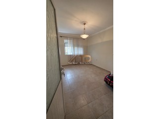 SHITET APARTAMENT 2+1 NE KADRI QYSTRI PRANE SHKOLLES 4 DESHMORET LUSHNJE