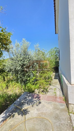 shitet-shtepi-private-ndodhur-prane-kadastres-lushnje-big-11