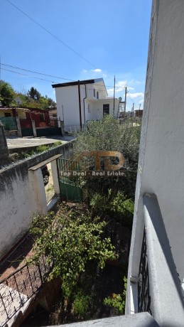 shitet-shtepi-private-ndodhur-prane-kadastres-lushnje-big-1