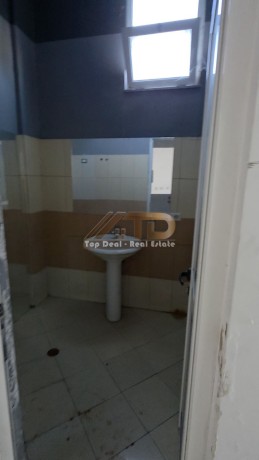 shitet-ose-jepet-me-qira-dyqan-ne-bulevardin-e-palmave-lushnje-big-6