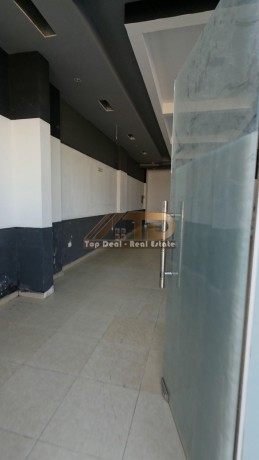 shitet-ose-jepet-me-qira-dyqan-ne-bulevardin-e-palmave-lushnje-big-5