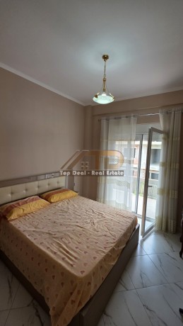 shitet-apartament-11-ne-zone-elitare-nga-me-te-kerkuarat-perballe-marinabay-vlore-big-13